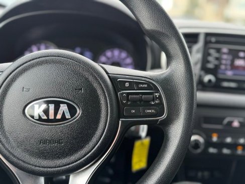 Used 2018 Kia Sportage LX image 40