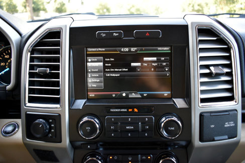 Used 2015 Ford F150 Lariat image 20