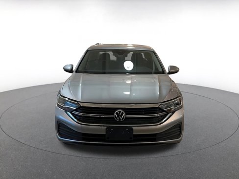 Used 2024 Volkswagen Jetta S image 4