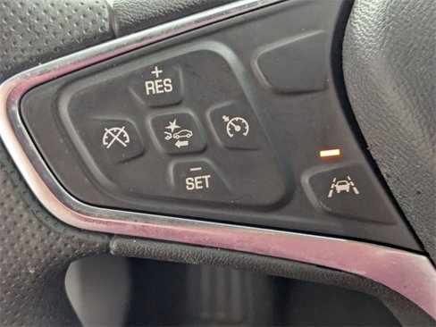 Used 2023 Chevrolet Malibu LT image 16