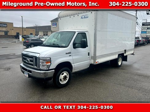 Used 2019 Ford E-350 and Econoline 350 Super Duty w/ Power Windows & Locks Group image 1