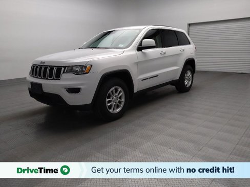 Used 2018 Jeep Grand Cherokee Laredo image 1