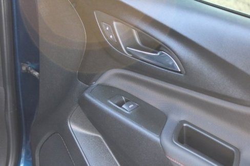 Used 2022 Chevrolet Equinox RS w/ Infotainment Package image 39