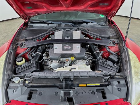 Used 2011 Nissan 370Z Coupe image 24