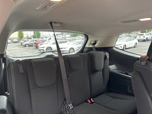 Used 2019 Subaru Ascent Premium image 16