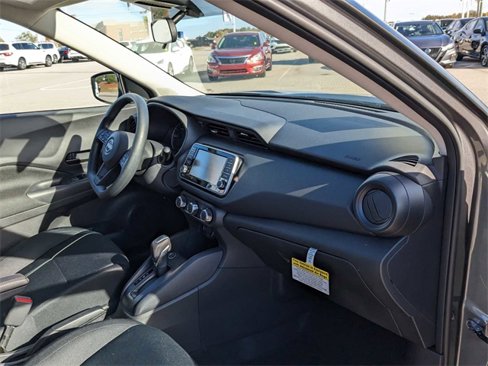 Used 2024 Nissan Kicks S image 29