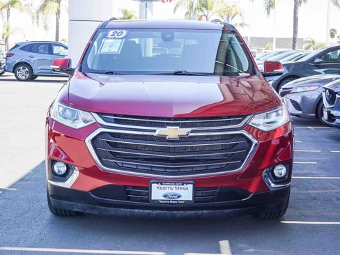 Used 2020 Chevrolet Traverse LT w/ Driver Confidence II Package image 2