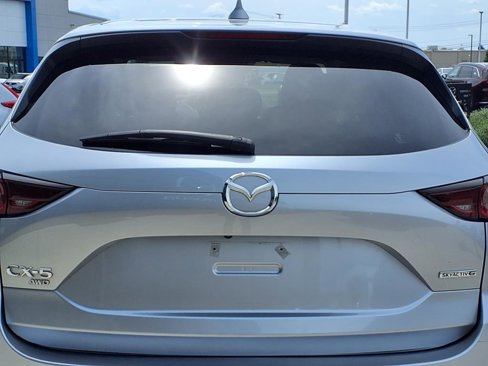 Used 2021 MAZDA CX-5 Touring image 25