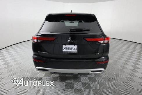 Used 2024 Mitsubishi Outlander SE image 6
