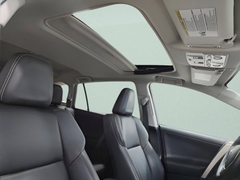 Used 2014 Toyota RAV4 Limited image 13