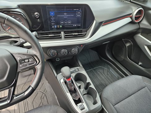 Certified 2024 Chevrolet Trax RS image 22
