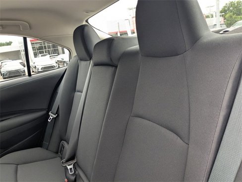 Certified 2025 Toyota Corolla LE image 27