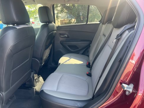Used 2016 Chevrolet Trax LT w/ LT Convenience Package image 25