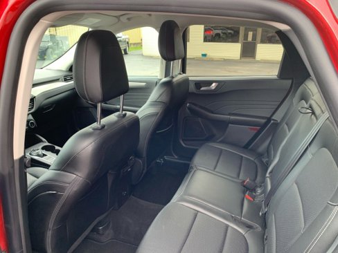 Used 2022 Ford Escape SEL image 12