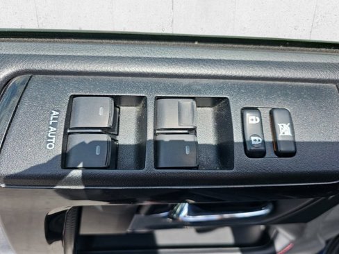 Used 2019 Toyota 4Runner TRD Off-Road Premium image 26