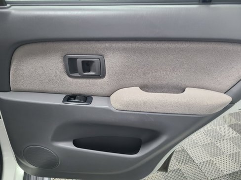 Used 2002 Toyota 4Runner SR5 image 32