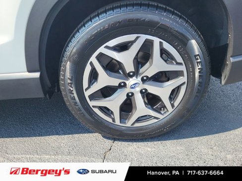 Certified 2022 Subaru Forester Premium image 19