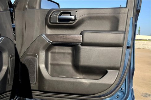 Used 2019 Chevrolet Silverado 1500 LTZ w/ LTZ Texas Edition image 25