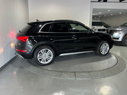 Used 2018 Audi Q5 Prestige w/ Prestige Package image 7