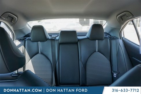 Used 2023 Toyota Camry SE image 19