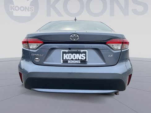 Used 2022 Toyota Corolla LE image 5