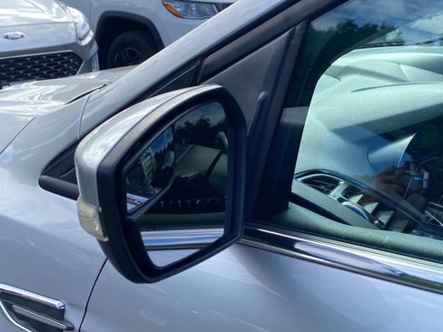 Used 2019 Ford Escape Titanium image 27