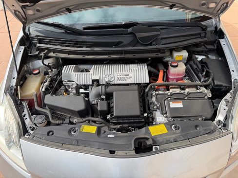 Used 2014 Toyota Prius One image 9