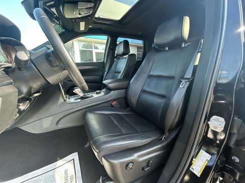 Used 2019 Jeep Grand Cherokee Limited image 20