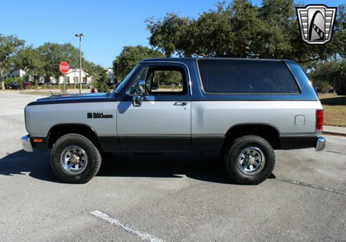 Used 1988 Dodge Ramcharger 4WD image 15