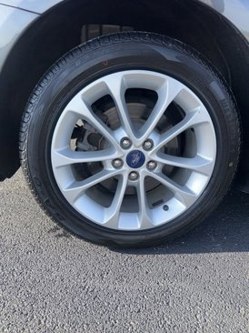 Used 2019 Ford Fusion SE image 21