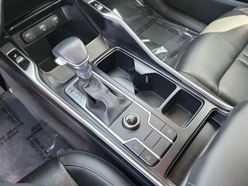 Used 2022 Kia Sorento S image 11