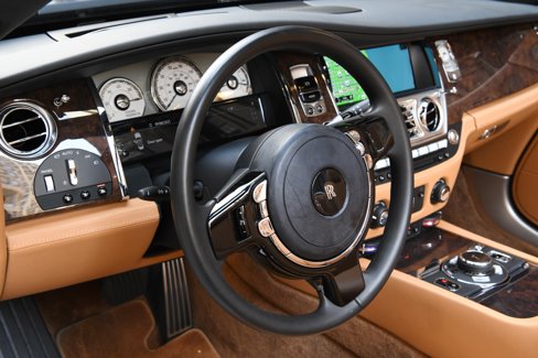 Certified 2021 Rolls-Royce Dawn image 12