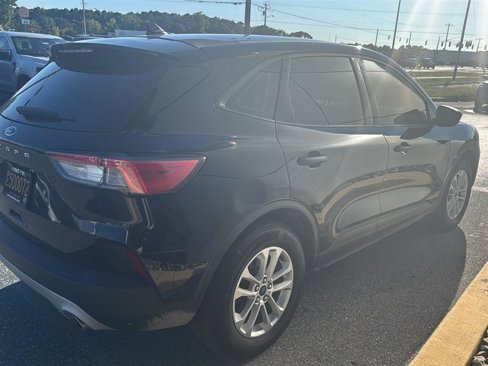 Used 2021 Ford Escape S image 6