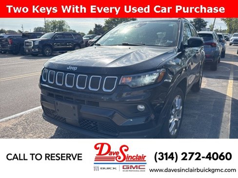 Used 2022 Jeep Compass Latitude image 1
