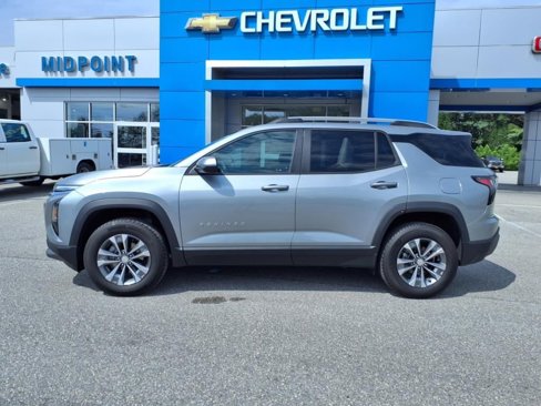 Used 2025 Chevrolet Equinox LT w/ Convenience Package II image 7