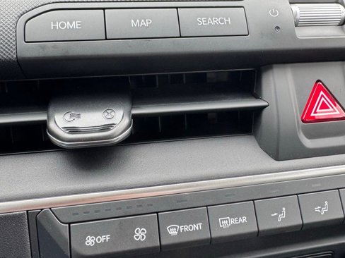 New 2025 Kia K4 LXS image 19