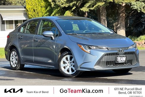 Used 2022 Toyota Corolla LE image 1