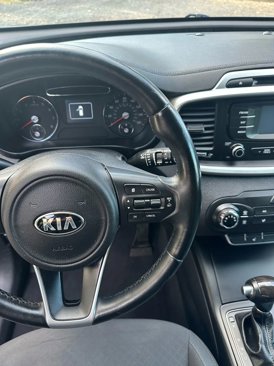 Used 2016 Kia Sorento LX w/ LX Convenience Package image 34