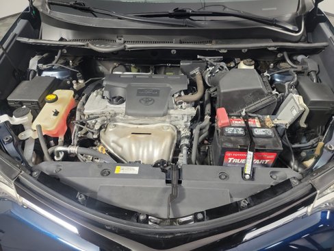 Used 2017 Toyota RAV4 LE image 15