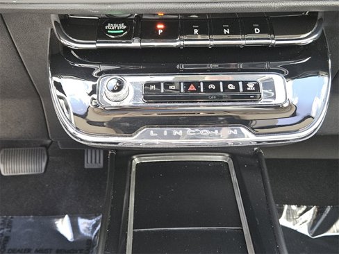 Certified 2023 Lincoln Corsair FWD w/ Equipment Group 101A image 17