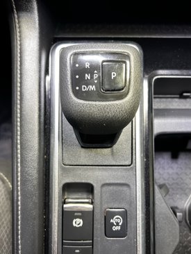 Used 2022 Nissan Pathfinder SV w/ SV Premium Package image 36