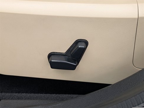 Used 2012 Chrysler 200 Limited image 19