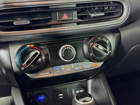 Certified 2022 Hyundai Kona SEL image 16