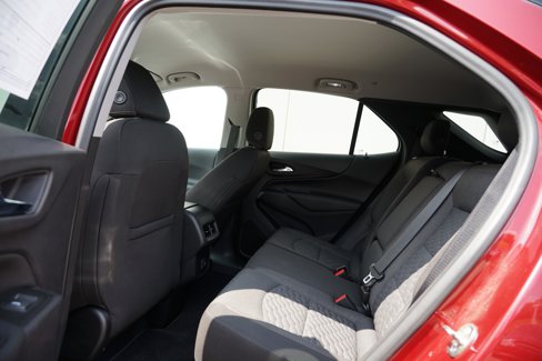 Used 2020 Chevrolet Equinox LT image 18