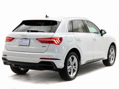Used 2021 Audi Q3 2.0T Premium Plus image 3