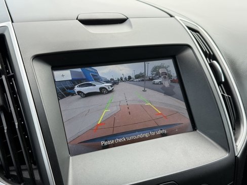 Used 2019 Ford Edge SEL image 29