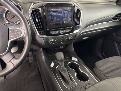 Used 2021 Chevrolet Traverse LT image 28