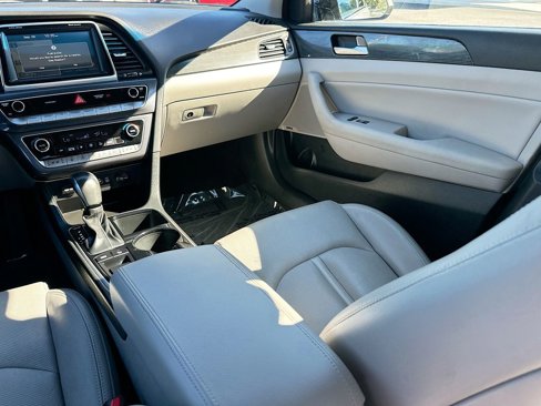 Used 2018 Hyundai Sonata Limited w/ Ultimate Package 02 image 22