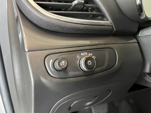 Used 2017 Buick Encore Preferred image 17