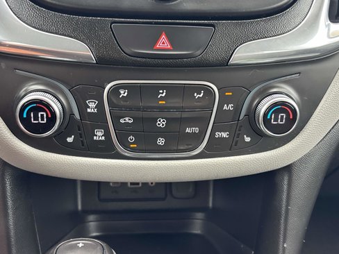 Used 2020 Chevrolet Equinox LT w/ Driver Convenience Package image 25